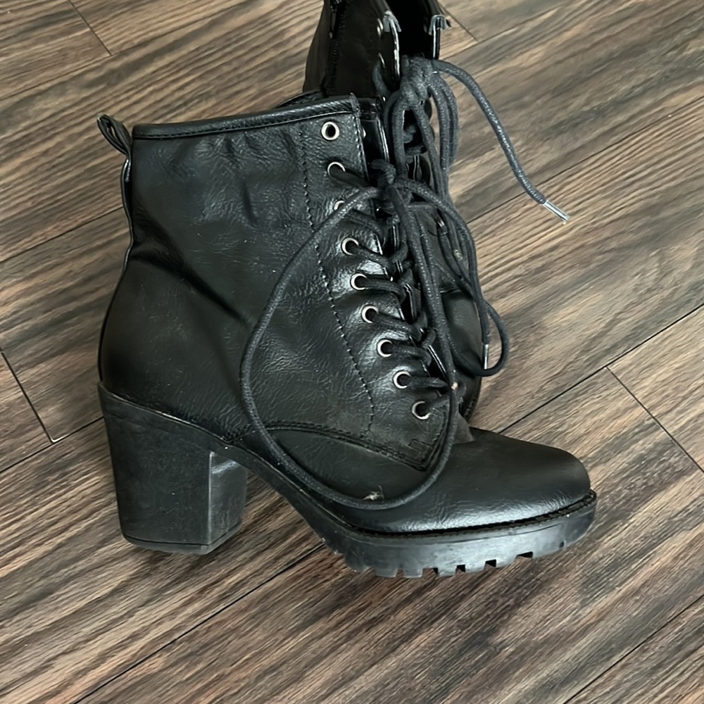 COMBAT BOOTS - Picture 2 of 3